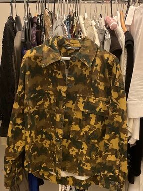 Zara Women's Camo Utility Jacket in Olive and Gold Tones